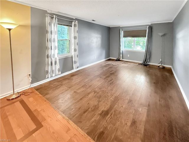 4512 Good Adams LN, Virginia Beach, VA 23455