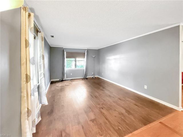 4512 Good Adams LN, Virginia Beach, VA 23455