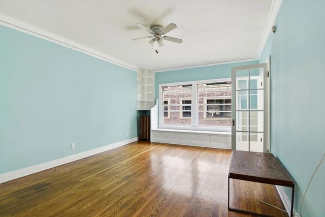 2121 James M Wood Boulevard 322, Los Angeles, CA 90006