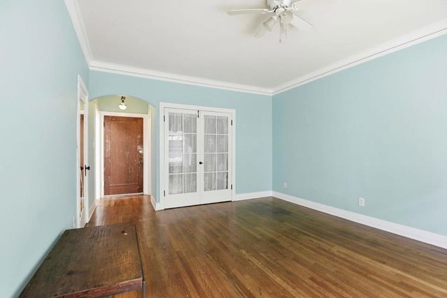 2121 James M Wood Boulevard 322, Los Angeles, CA 90006