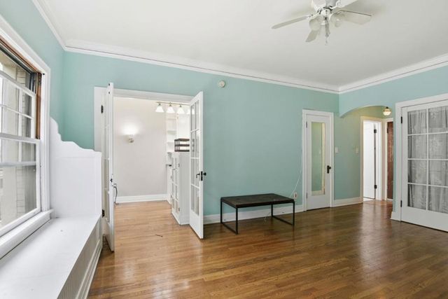 2121 James M Wood Boulevard 322, Los Angeles, CA 90006