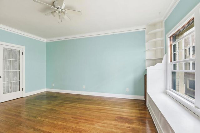 2121 James M Wood Boulevard 322, Los Angeles, CA 90006