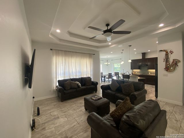 3731 Flyn Y, San Antonio, TX 78253