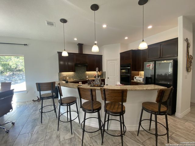 3731 Flyn Y, San Antonio, TX 78253