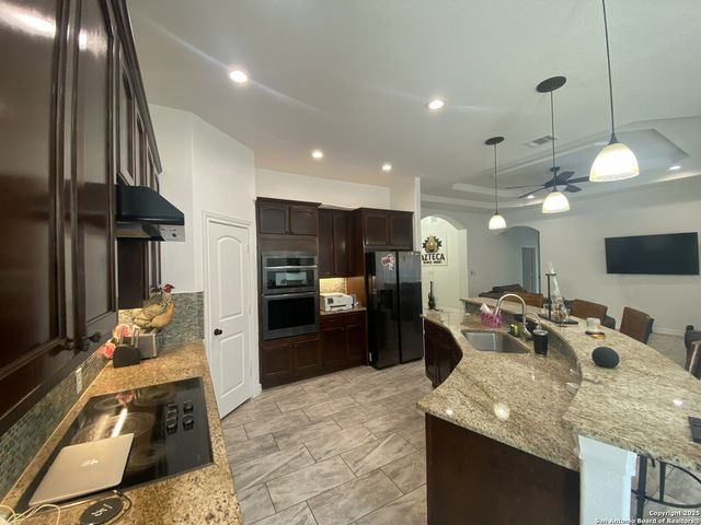 3731 Flyn Y, San Antonio, TX 78253