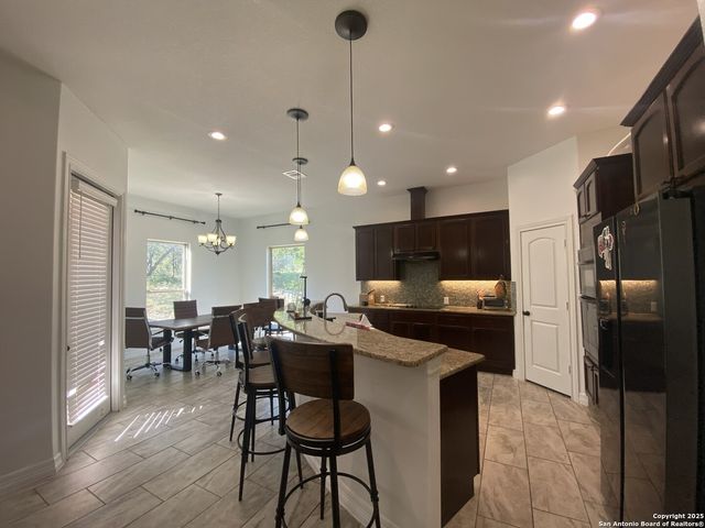 3731 Flyn Y, San Antonio, TX 78253