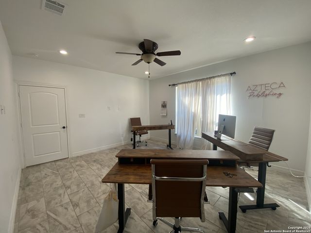 3731 Flyn Y, San Antonio, TX 78253