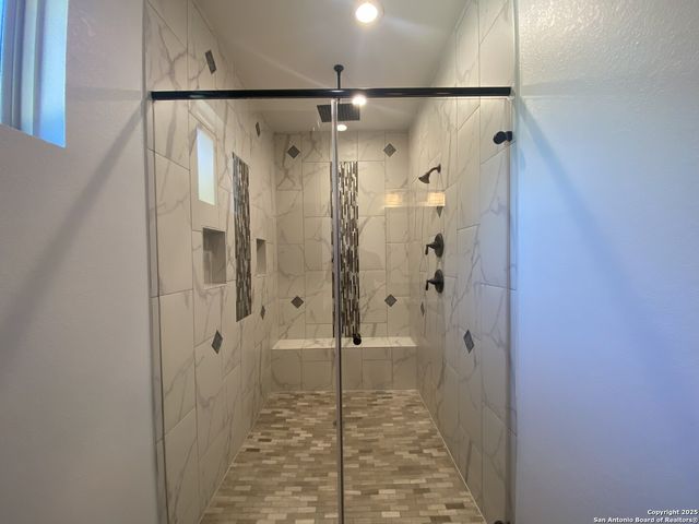 3731 Flyn Y, San Antonio, TX 78253