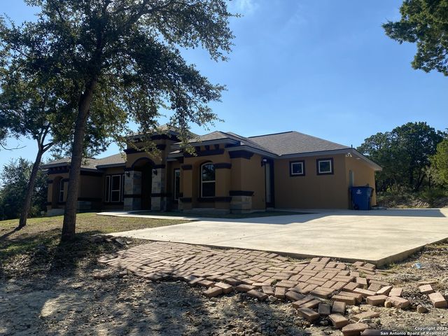 3731 Flyn Y, San Antonio, TX 78253