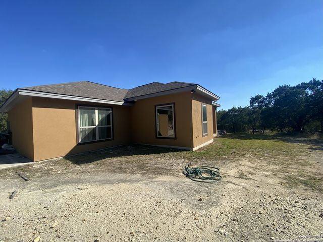 3731 Flyn Y, San Antonio, TX 78253