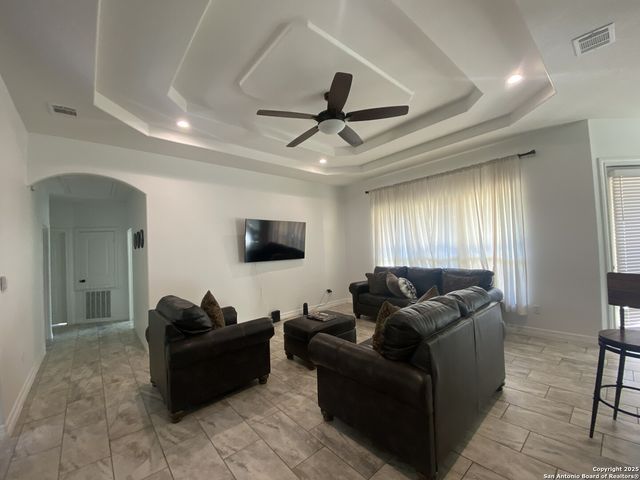 3731 Flyn Y, San Antonio, TX 78253