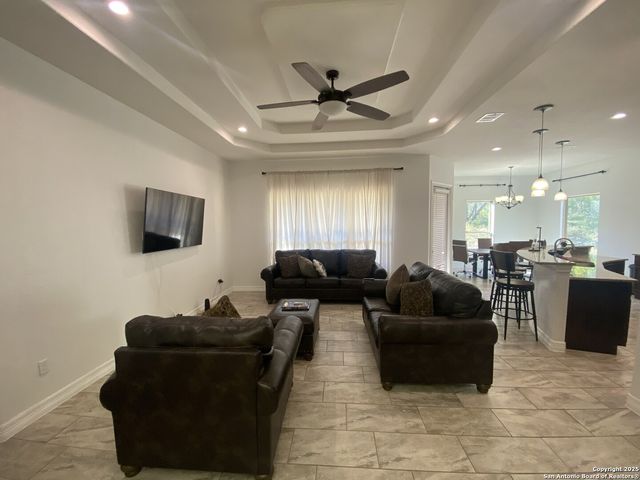 3731 Flyn Y, San Antonio, TX 78253