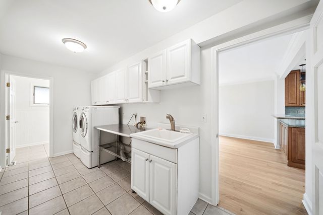 925 Lancaster Avenue, Downers Grove, IL 60516