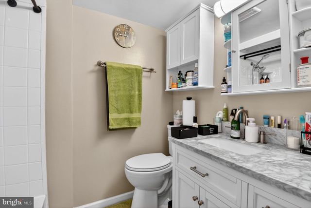 6822 NASHVILLE RD, Lanham, MD 20706