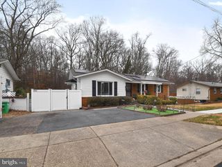 6822 NASHVILLE RD, Lanham, MD 20706