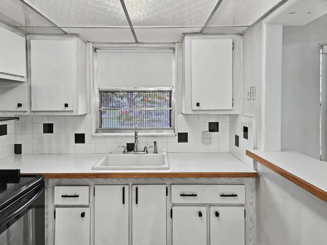259 Windsor L, West Palm Beach, FL 33417