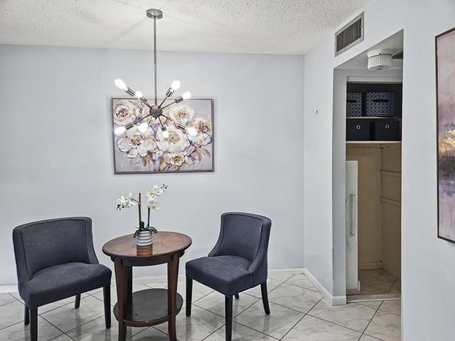 259 Windsor L, West Palm Beach, FL 33417