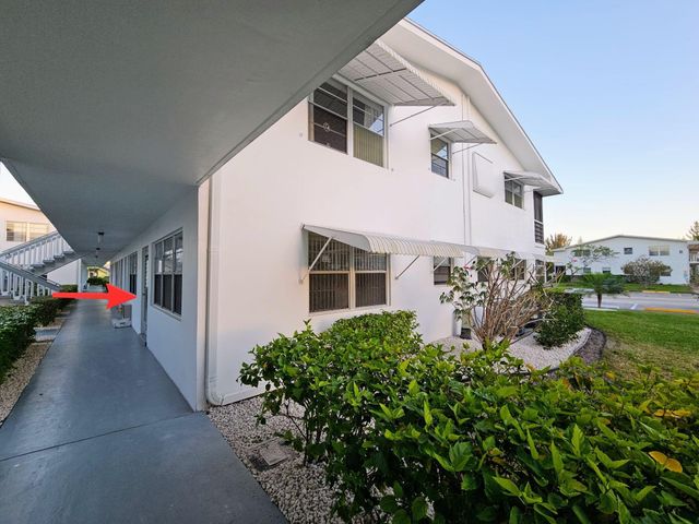 259 Windsor L, West Palm Beach, FL 33417
