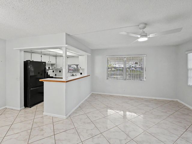 259 Windsor L, West Palm Beach, FL 33417