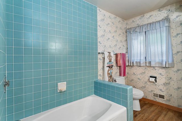 6140 Holstein Way, Sacramento, CA 95831