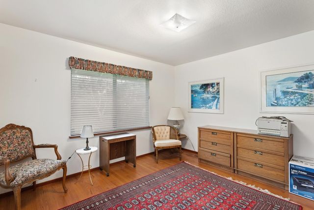 6140 Holstein Way, Sacramento, CA 95831