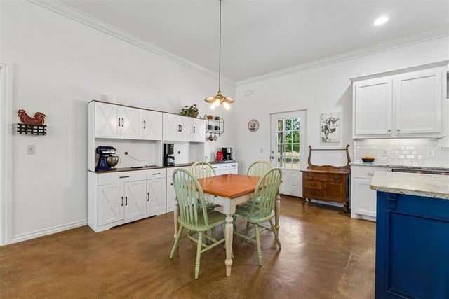 516 S Portland Avenue, Newcastle, OK 73065