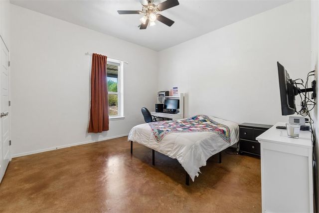 516 S Portland Avenue, Newcastle, OK 73065