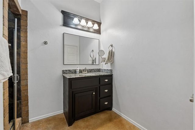 516 S Portland Avenue, Newcastle, OK 73065