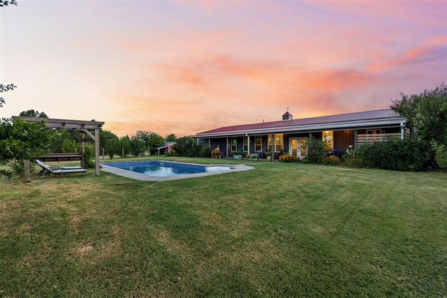 516 S Portland Avenue, Newcastle, OK 73065