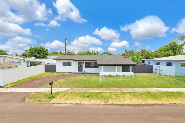 18510 NW 42nd Pl, Miami Gardens, FL 33055