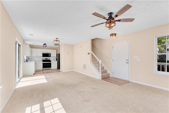 864 Windcroft Circle NW, Acworth, GA 30101