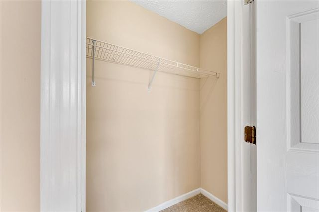 864 Windcroft Circle NW, Acworth, GA 30101