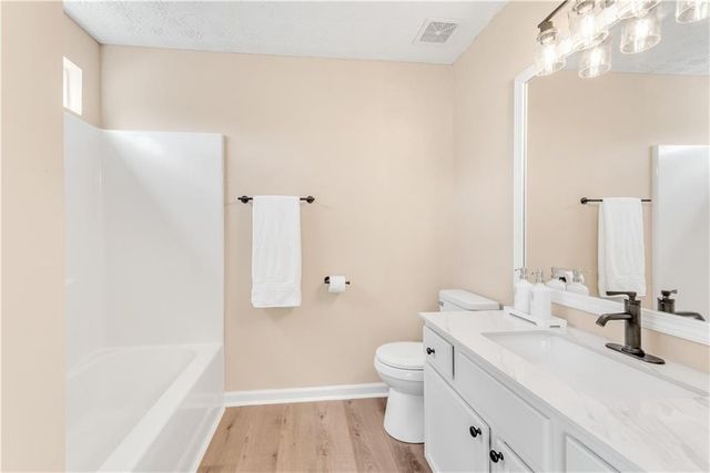 864 Windcroft Circle NW, Acworth, GA 30101