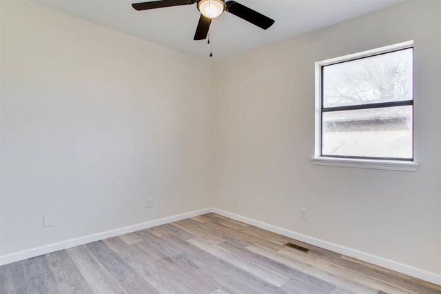 2814 Wildoak, Enid, OK 73701