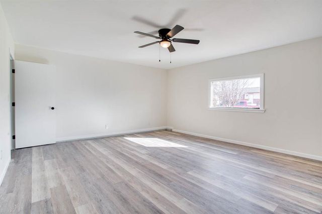 2814 Wildoak, Enid, OK 73701
