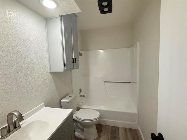 2814 Wildoak, Enid, OK 73701