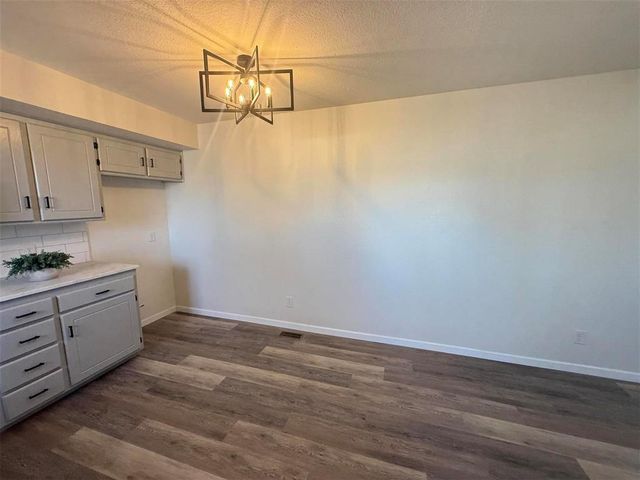 2814 Wildoak, Enid, OK 73701