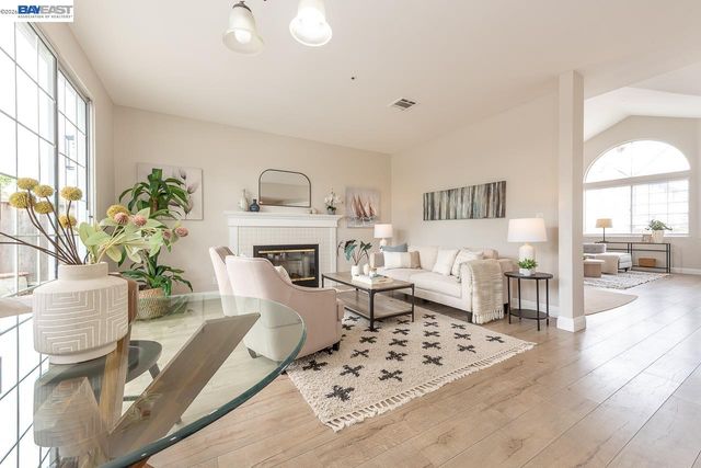 4780 Cabello St, Union City, CA 94587