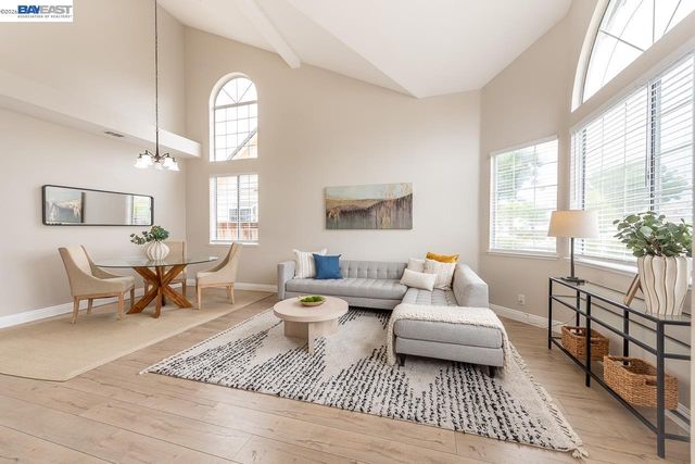 4780 Cabello St, Union City, CA 94587