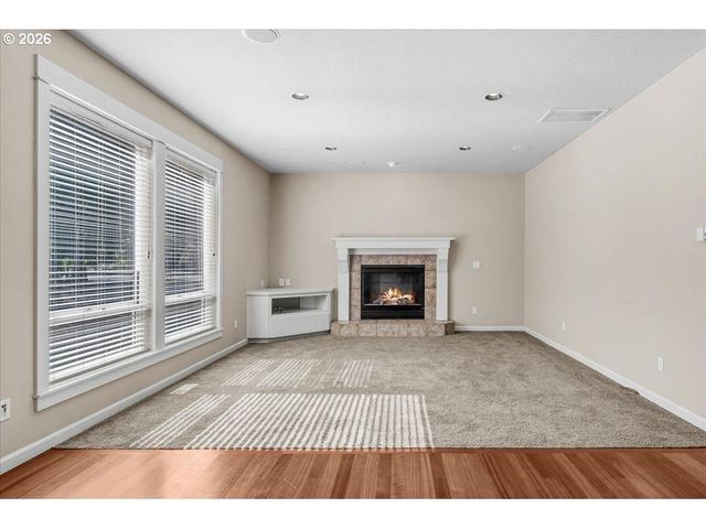 13006 Sw ROCKINGHAM Dr, Portland, OR 97223