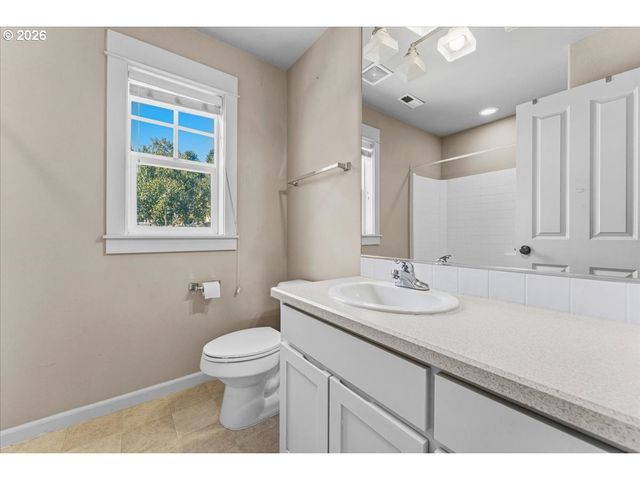 13006 Sw ROCKINGHAM Dr, Portland, OR 97223