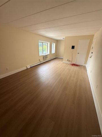 2035 Central Park Avenue 2M, Yonkers, NY 10710