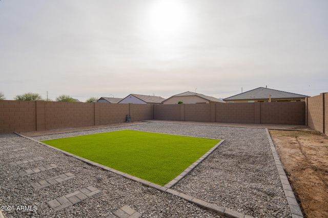 12517 W LUXTON Lane, Avondale, AZ 85323