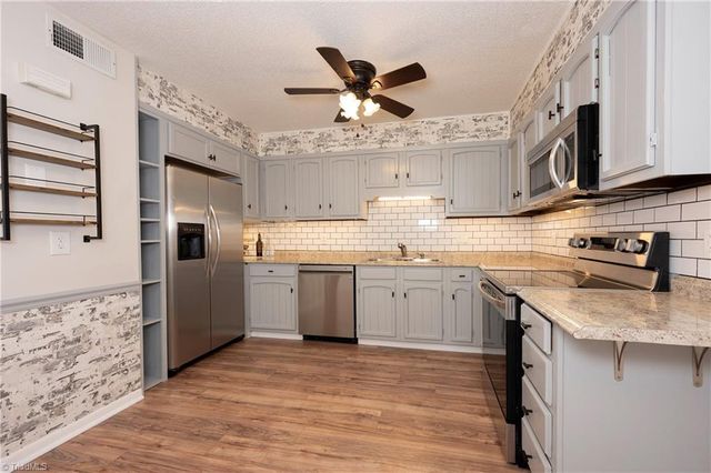 139 Turnwood Lane, Winston-salem, NC 27104