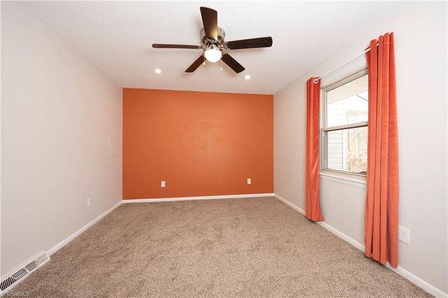 139 Turnwood Lane, Winston-salem, NC 27104