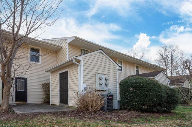 139 Turnwood Lane, Winston-salem, NC 27104