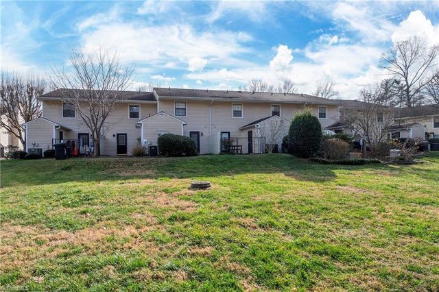 139 Turnwood Lane, Winston-salem, NC 27104