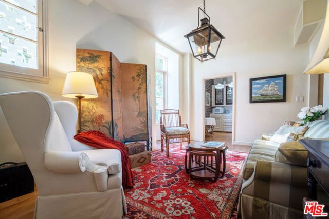 1416 Havenhurst Drive GF, Los Angeles, CA 90046