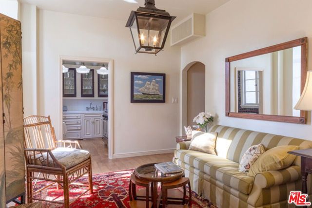 1416 Havenhurst Drive GF, Los Angeles, CA 90046