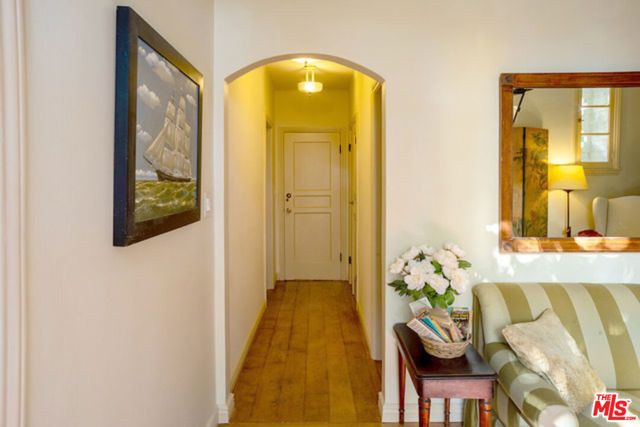 1416 Havenhurst Drive GF, Los Angeles, CA 90046